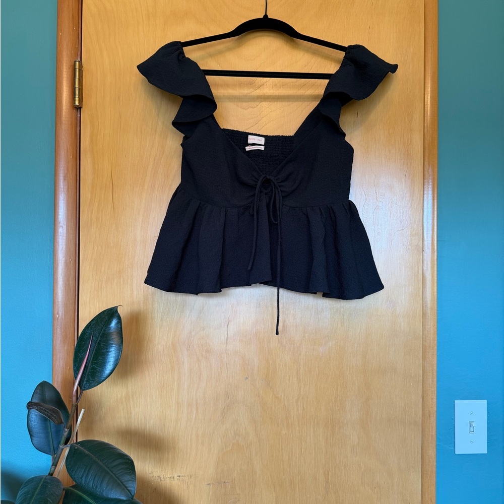 Black Ruffle Sleeve Tie-Front Peplum Top